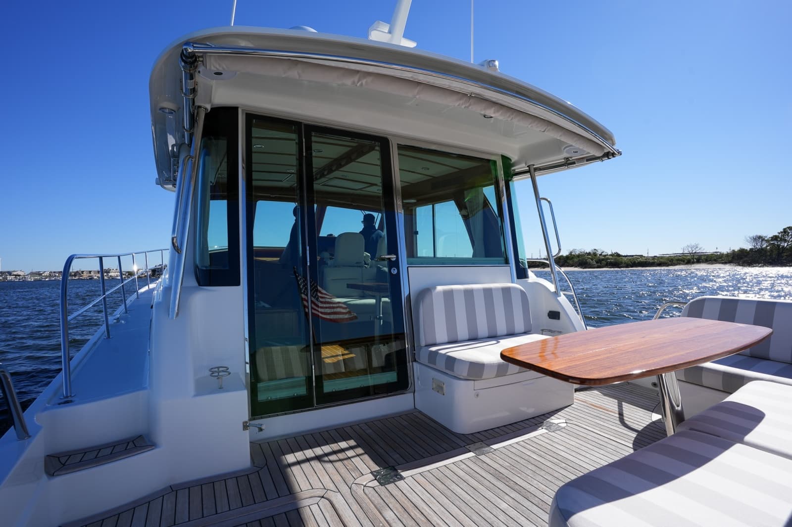 2022 Sabre 48 Salon Express - Photo 22