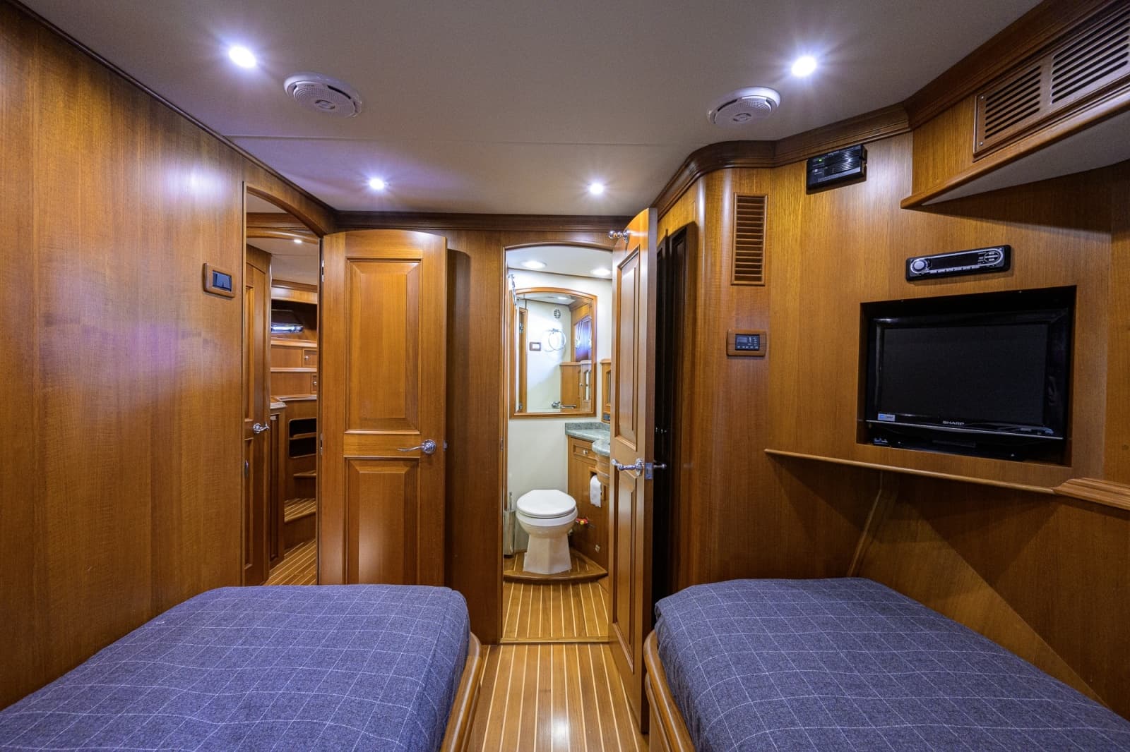 2008 Grand Banks 72RP Aleutian - Photo 26