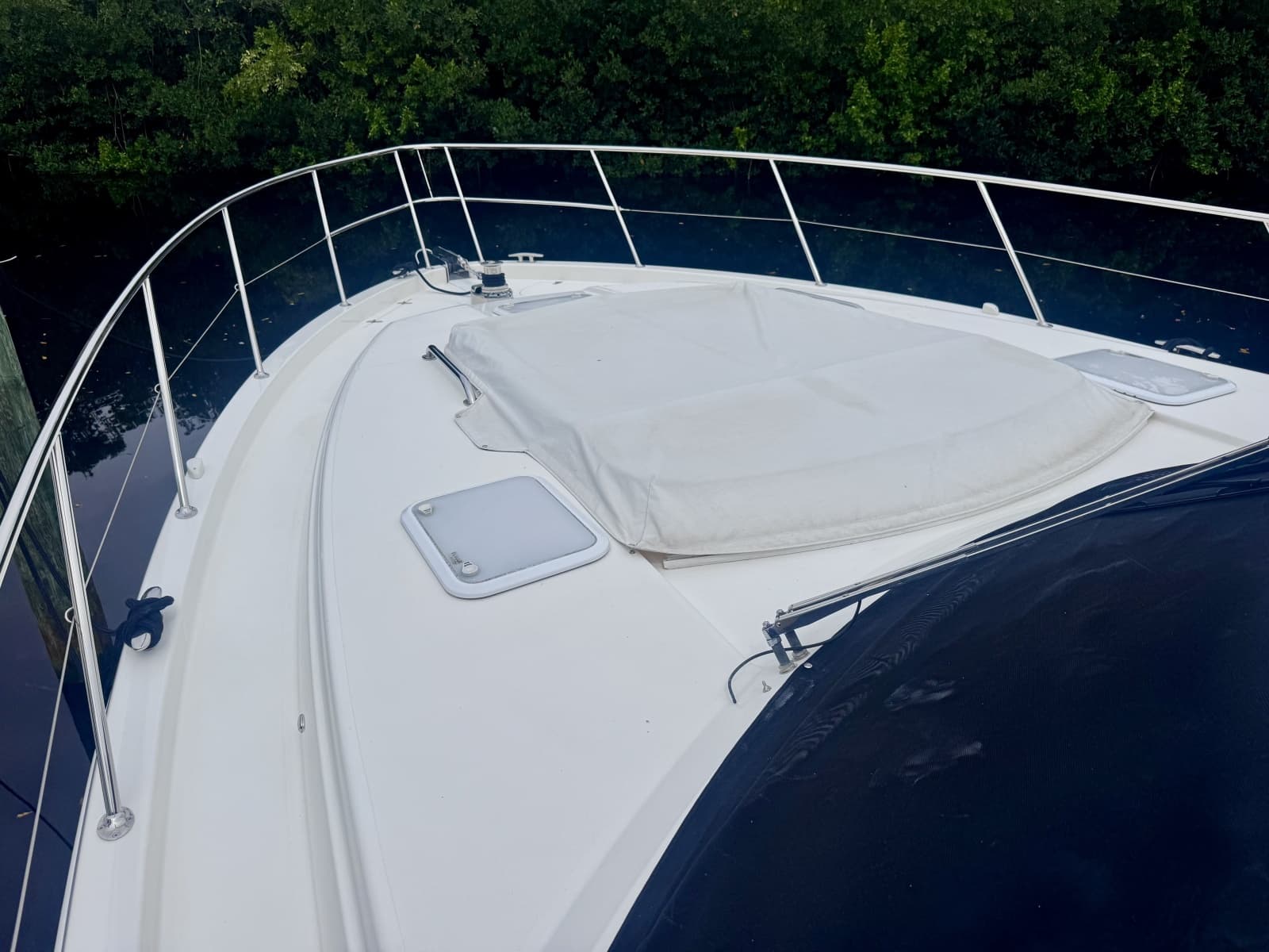 2020 Riviera 4800 Sport Yacht - Photo 6