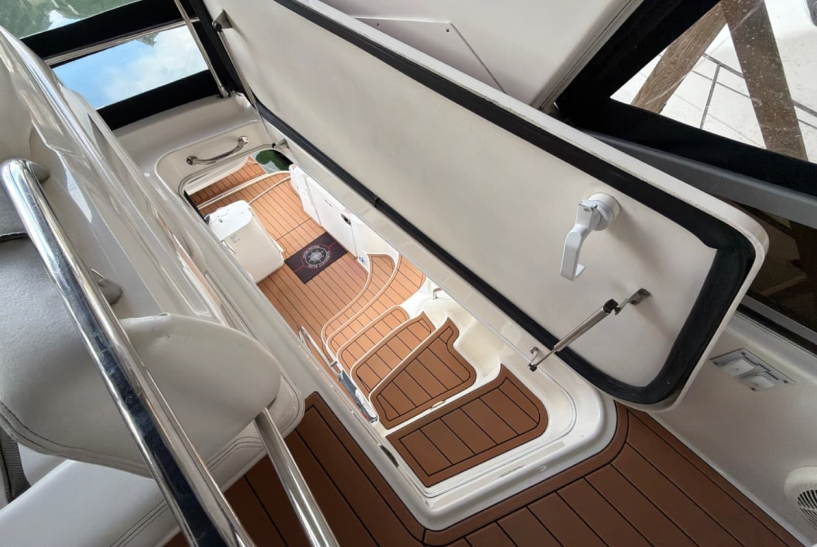 2007 Sea Ray 44 Sedan Bridge - Photo 52