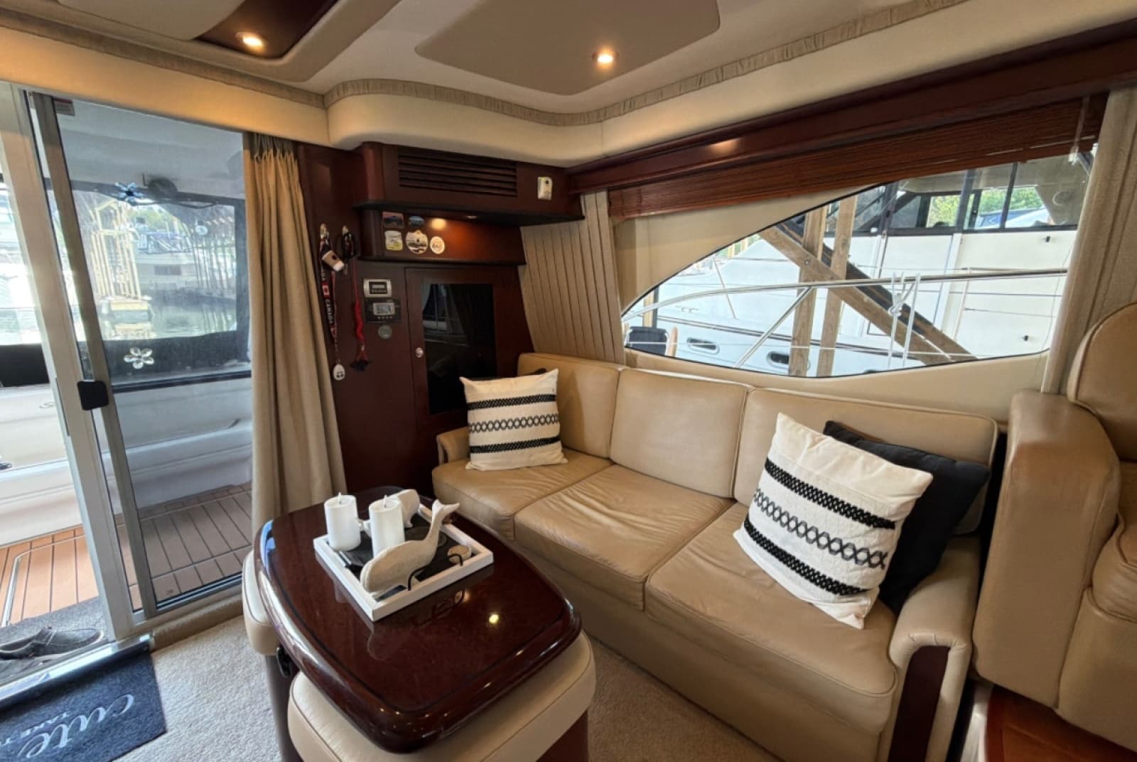 2007 Sea Ray 44 Sedan Bridge - Photo 17