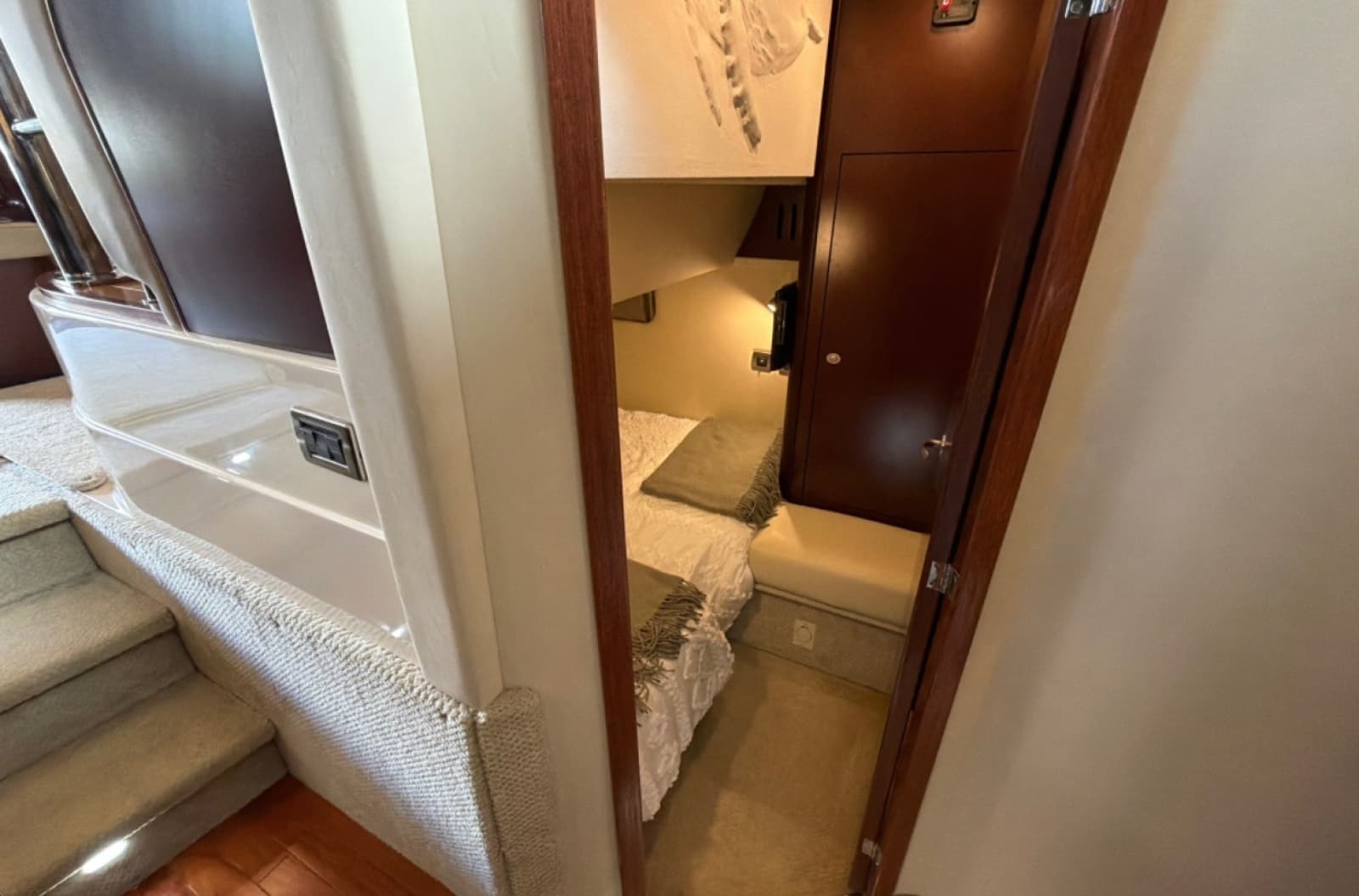 2007 Sea Ray 44 Sedan Bridge - Photo 25