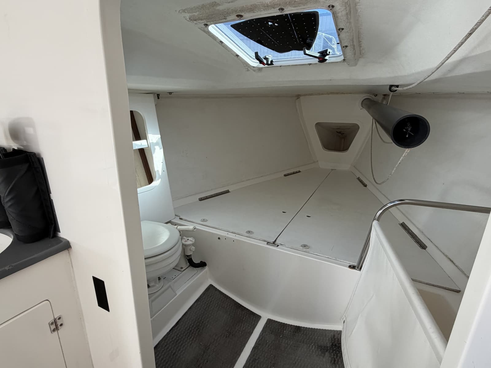 2014 J Boats J/88 - Photo 42