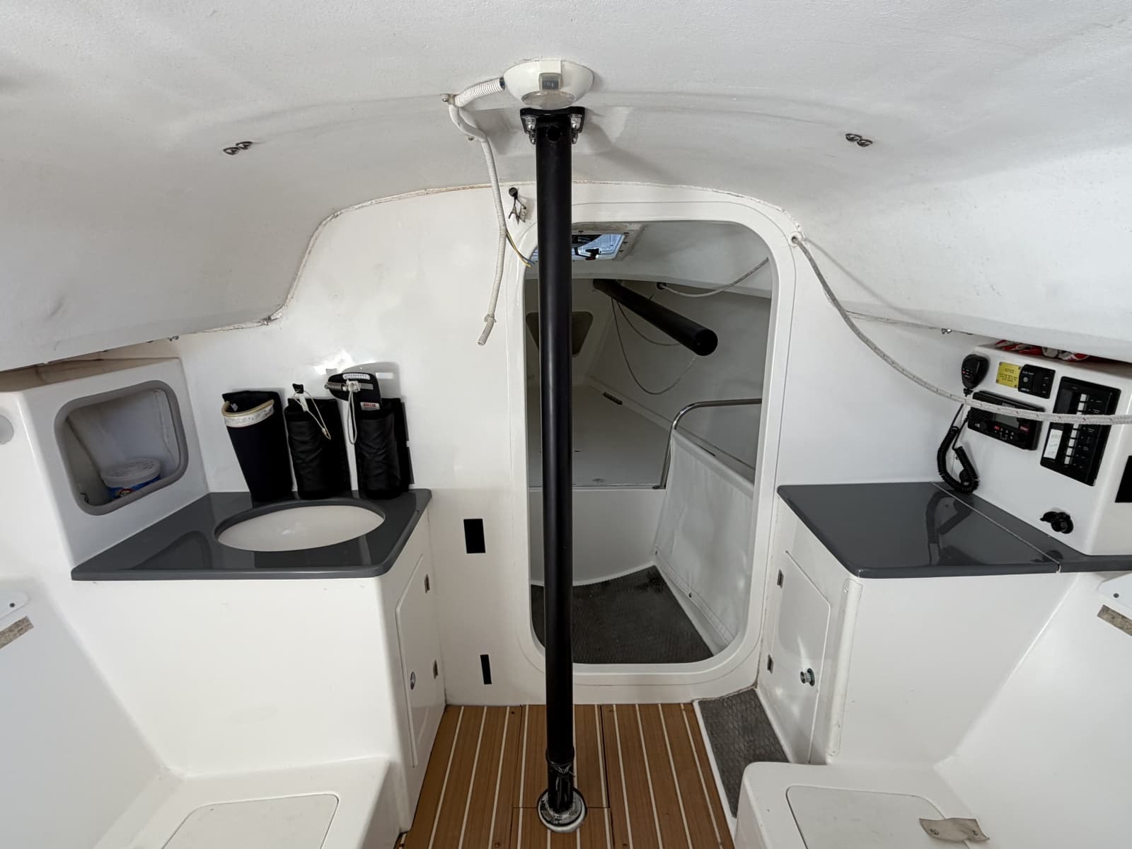 2014 J Boats J/88 - Photo 38