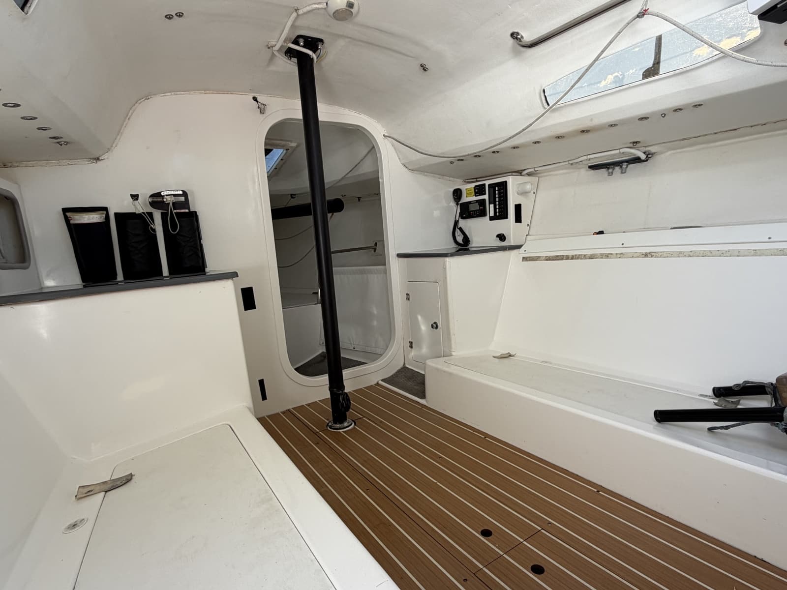 2014 J Boats J/88 - Photo 39