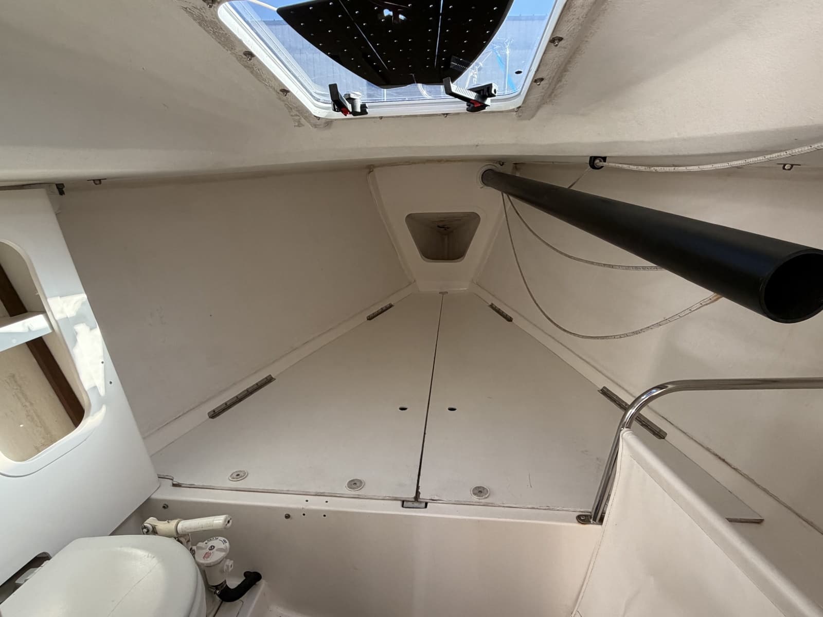 2014 J Boats J/88 - Photo 43