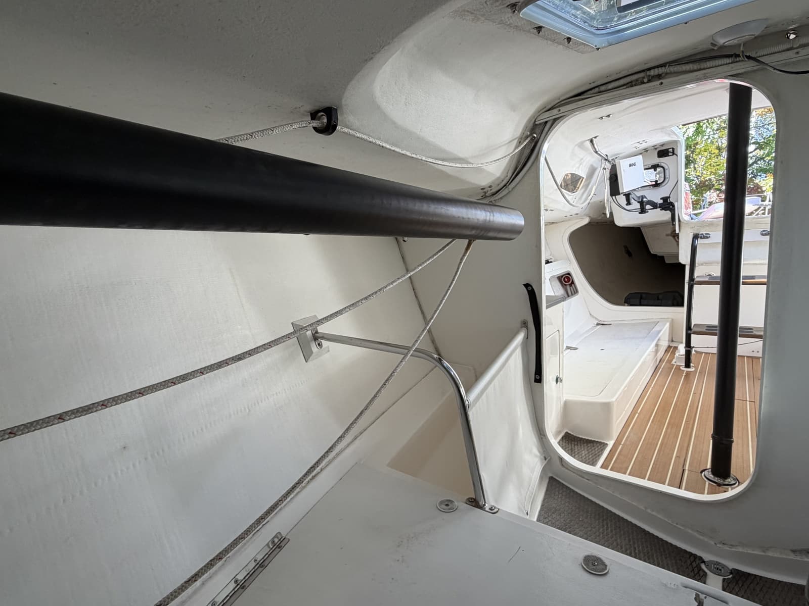 2014 J Boats J/88 - Photo 46