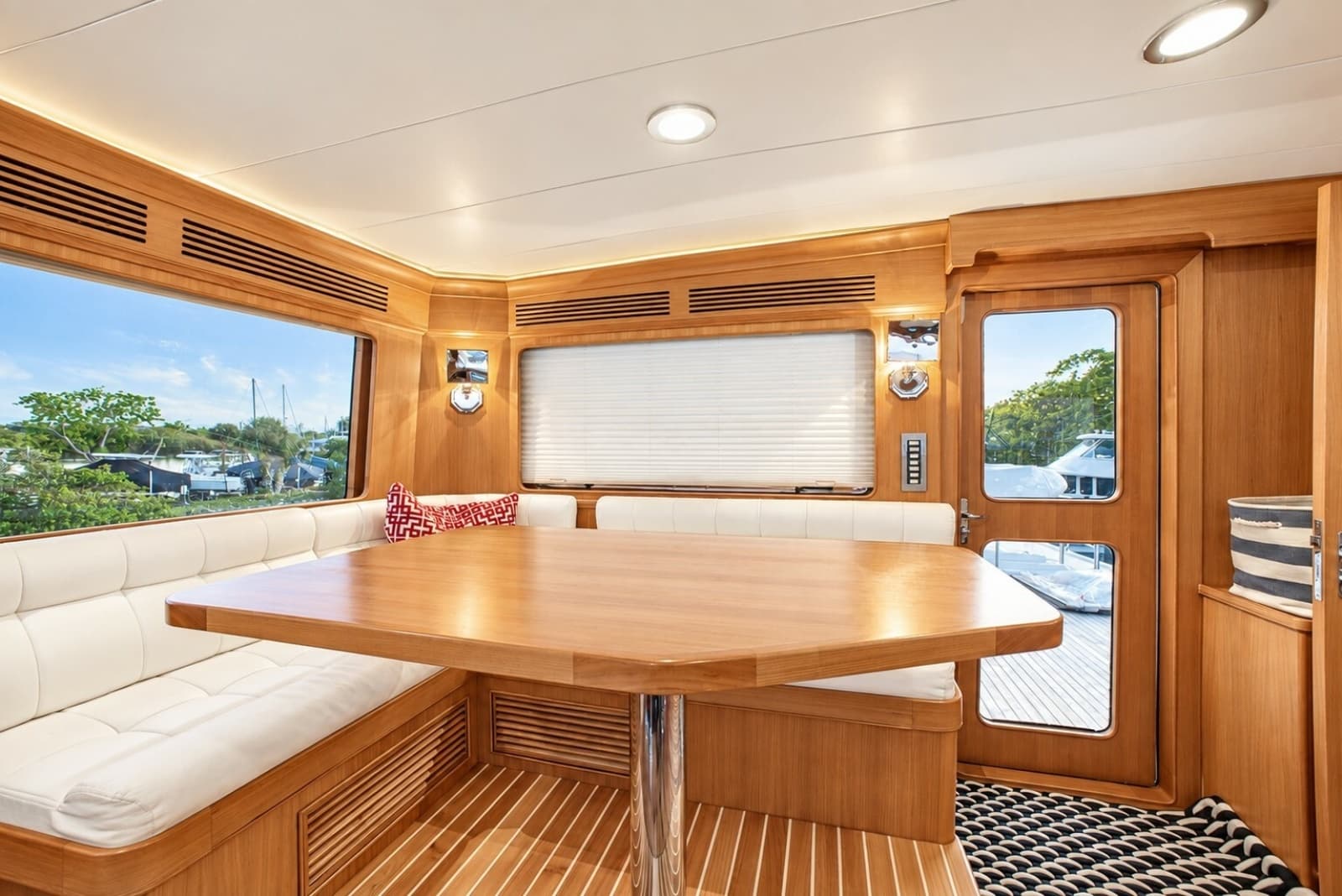 2017 Marlow Explorer 80E-CB - Photo 37