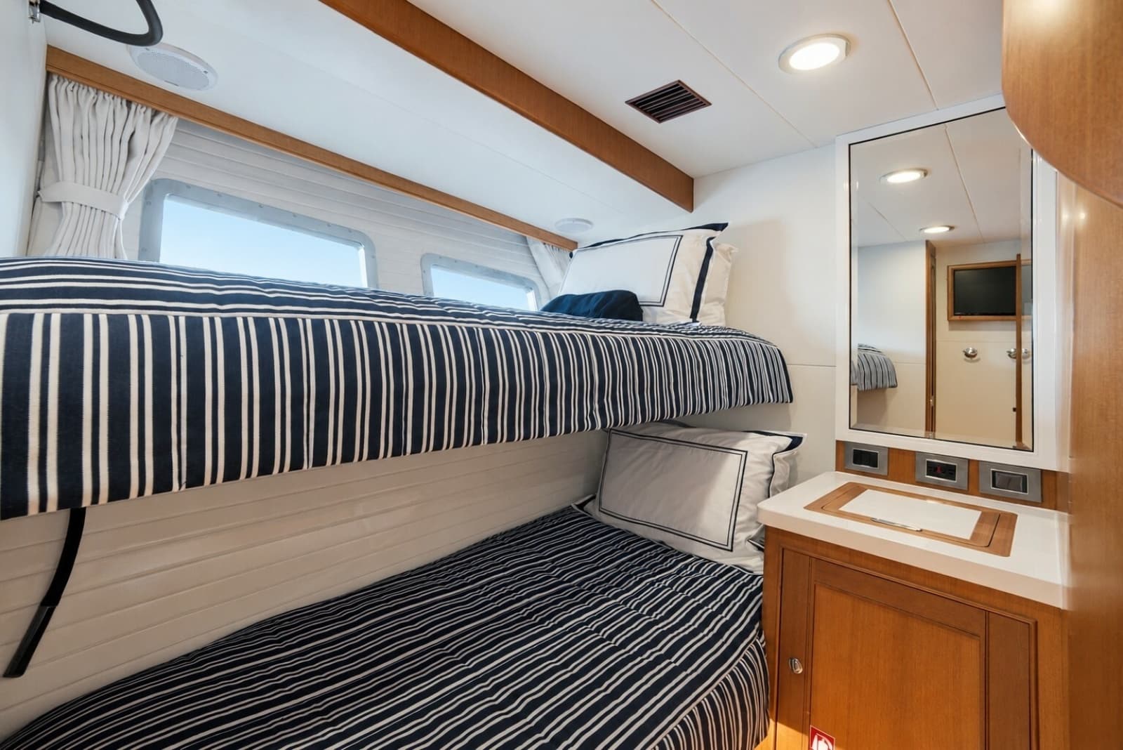 2017 Marlow Explorer 80E-CB - Photo 23