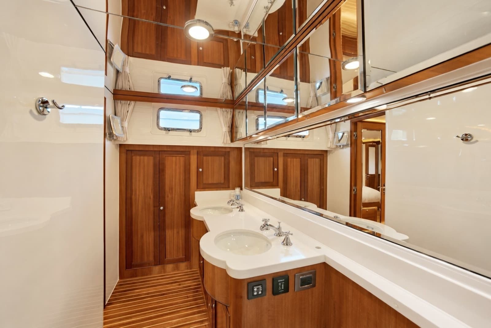 2017 Marlow Explorer 80E-CB - Photo 34