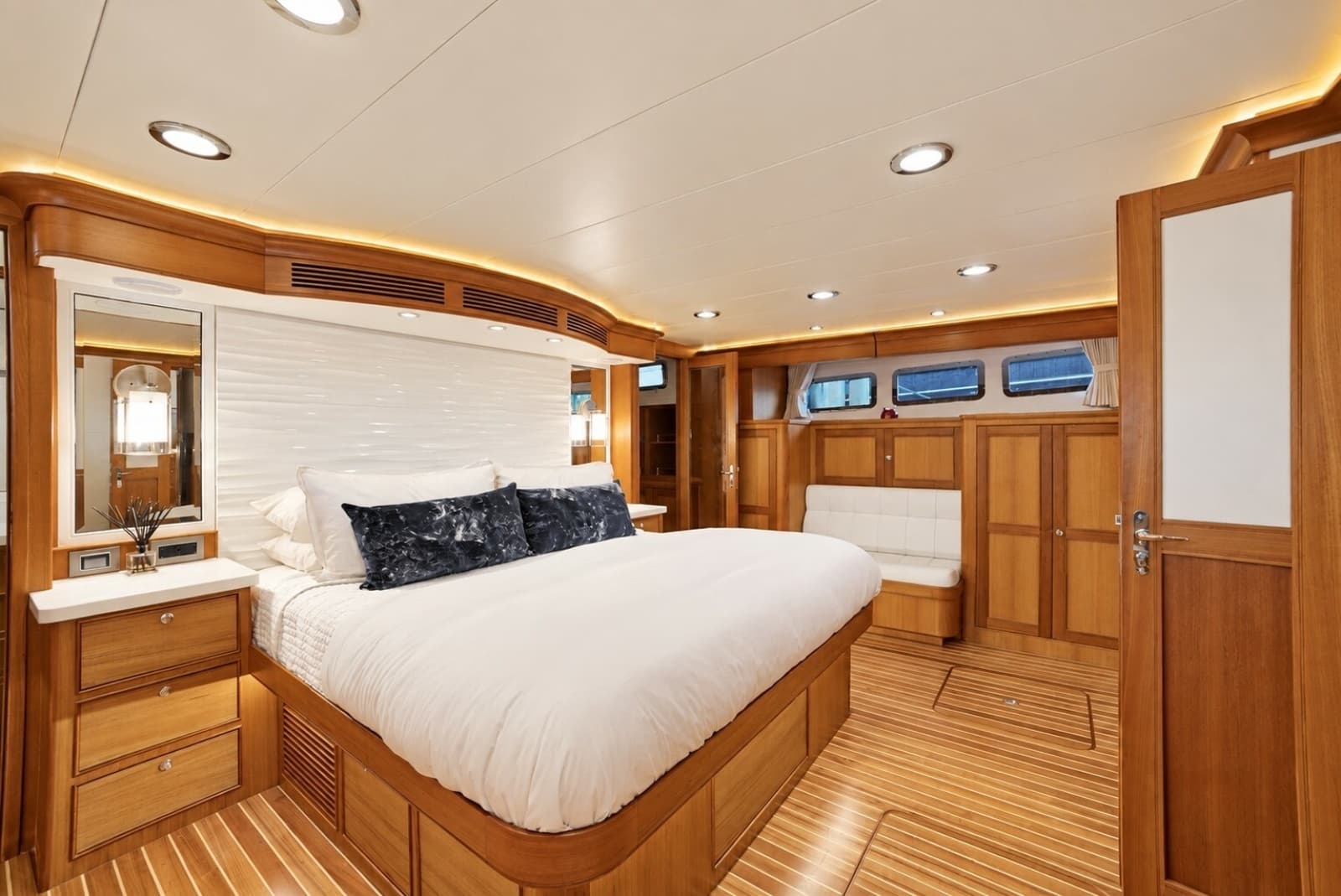 2017 Marlow Explorer 80E-CB - Photo 5