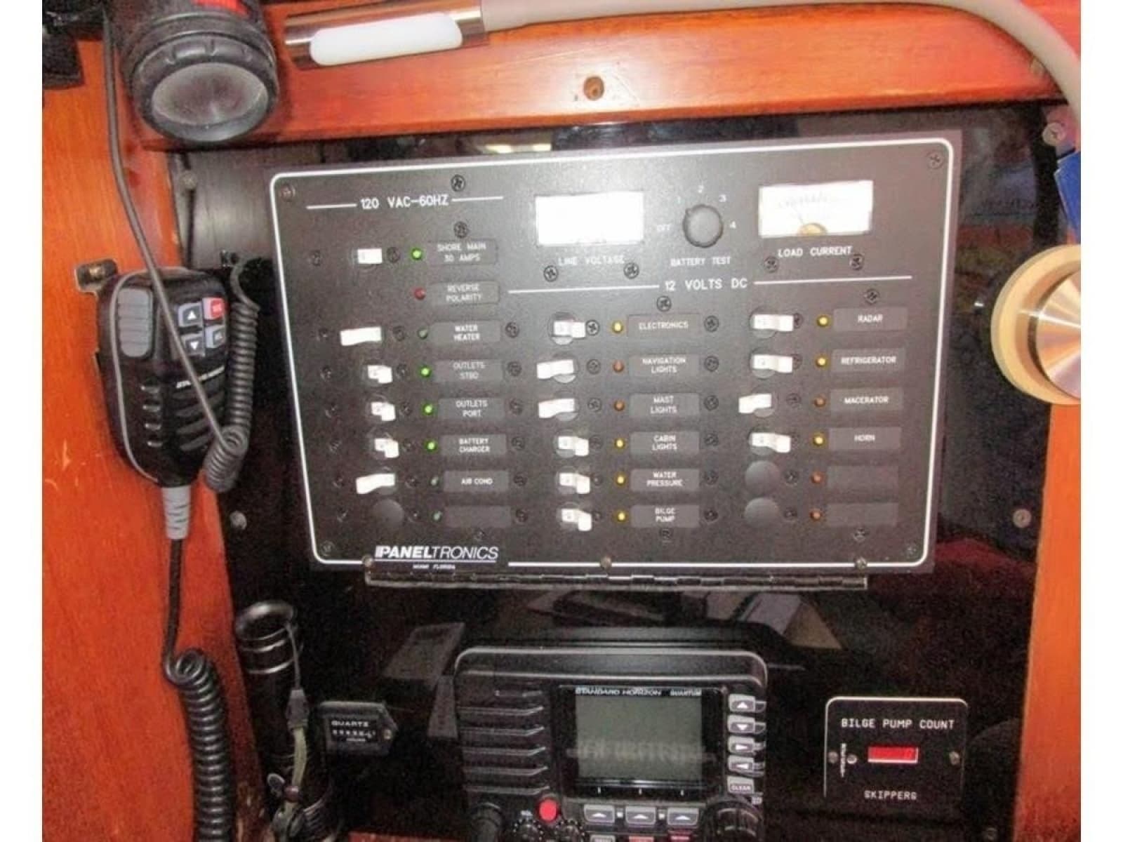 1991 Hunter 30T - Photo 9