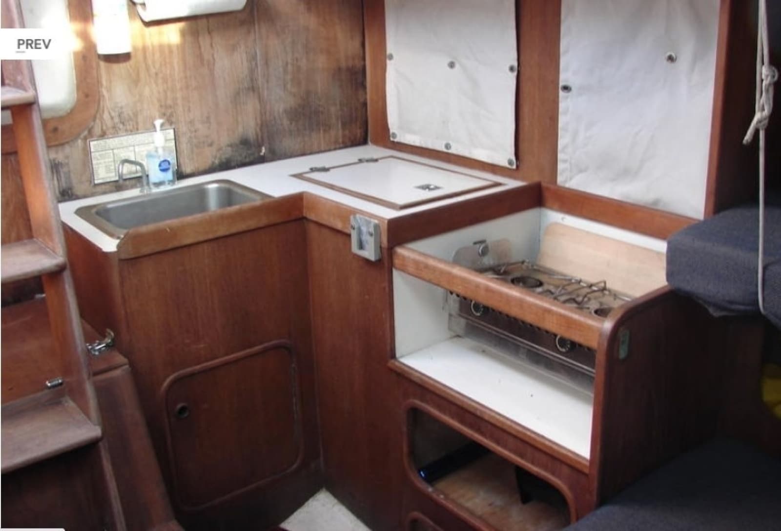 1986 Tripp 37 - Photo 10