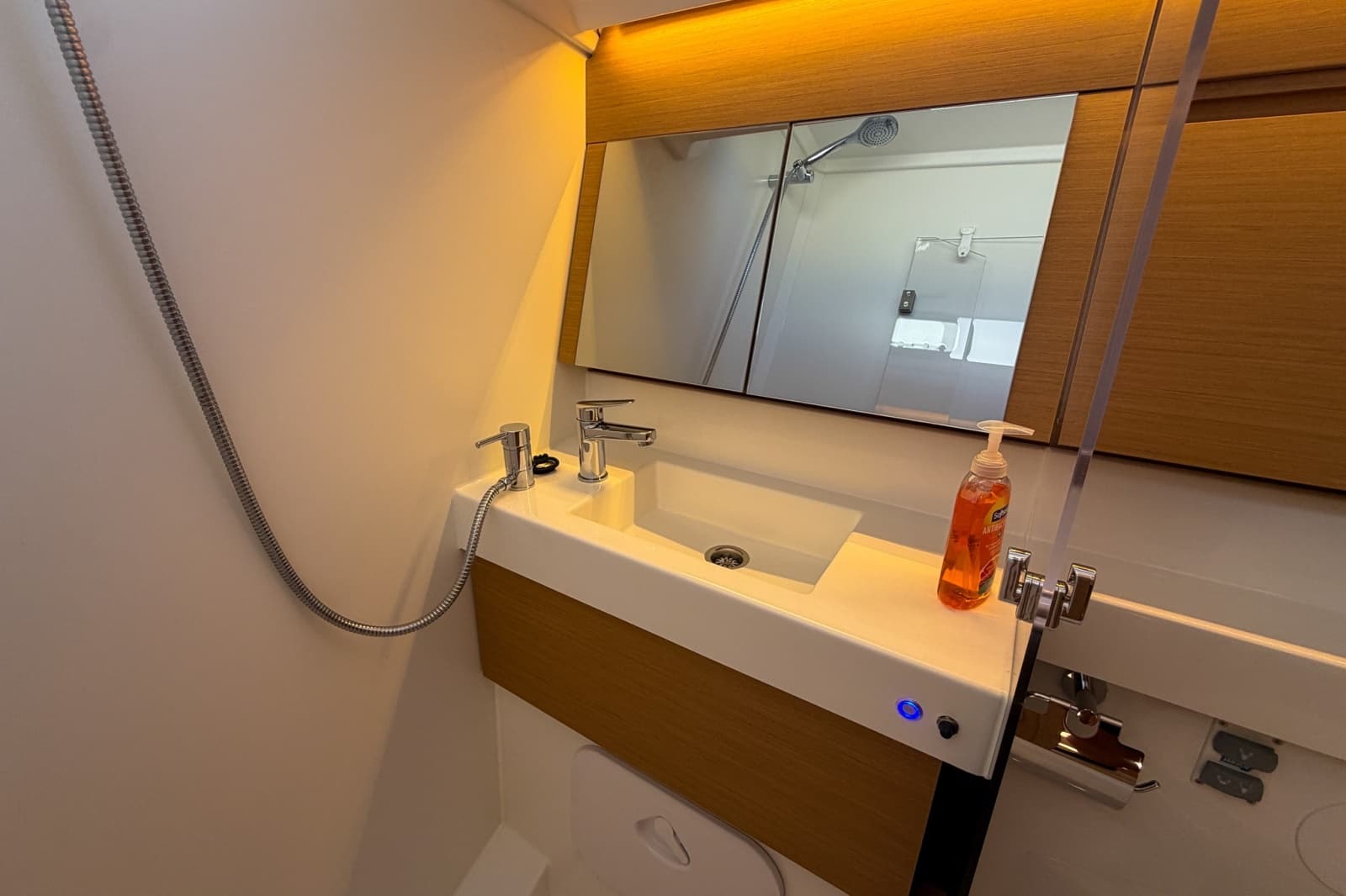 2024 Jeanneau Sun Odyssey 410 - Photo 37