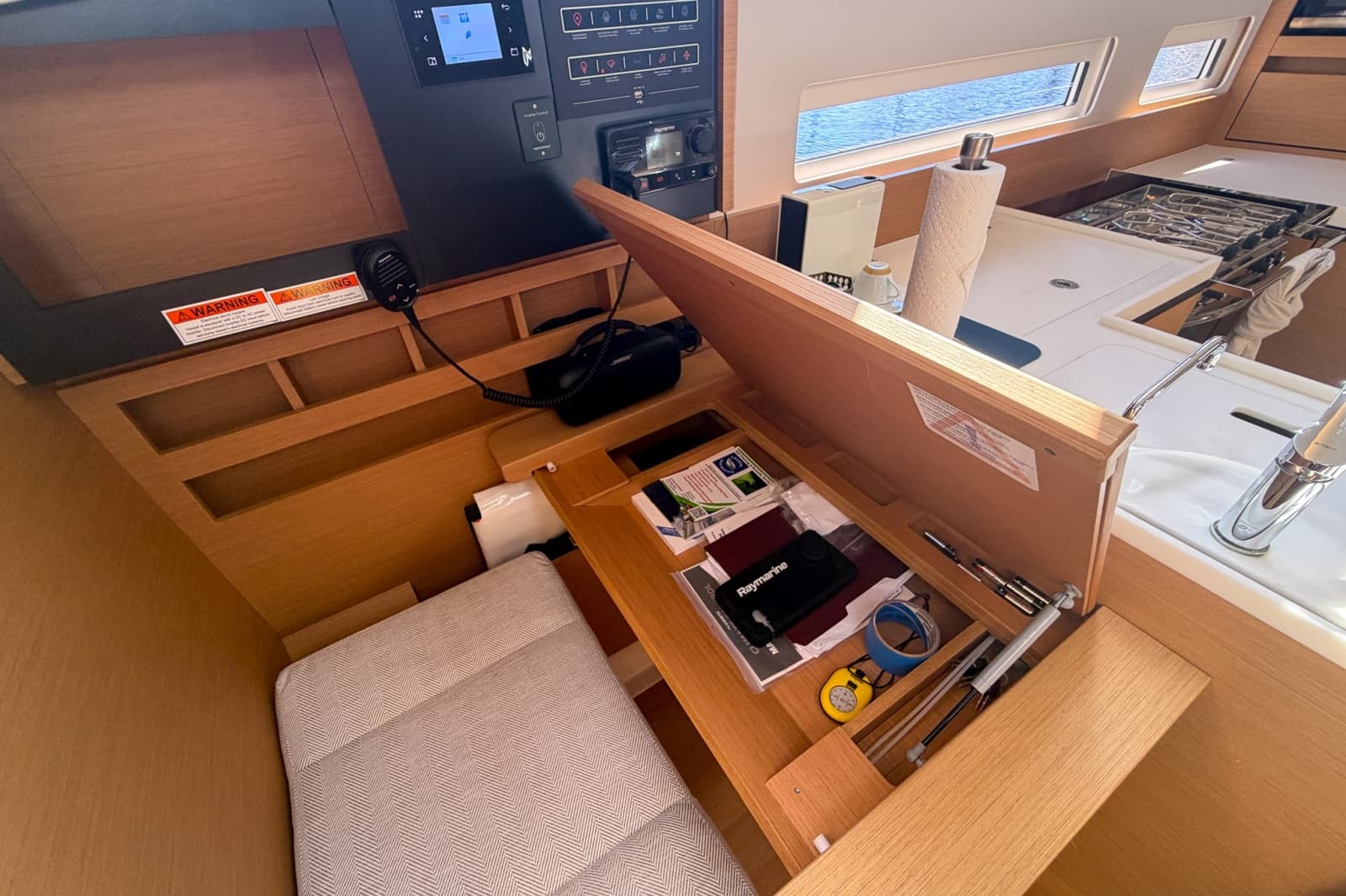 2024 Jeanneau Sun Odyssey 410 - Photo 6