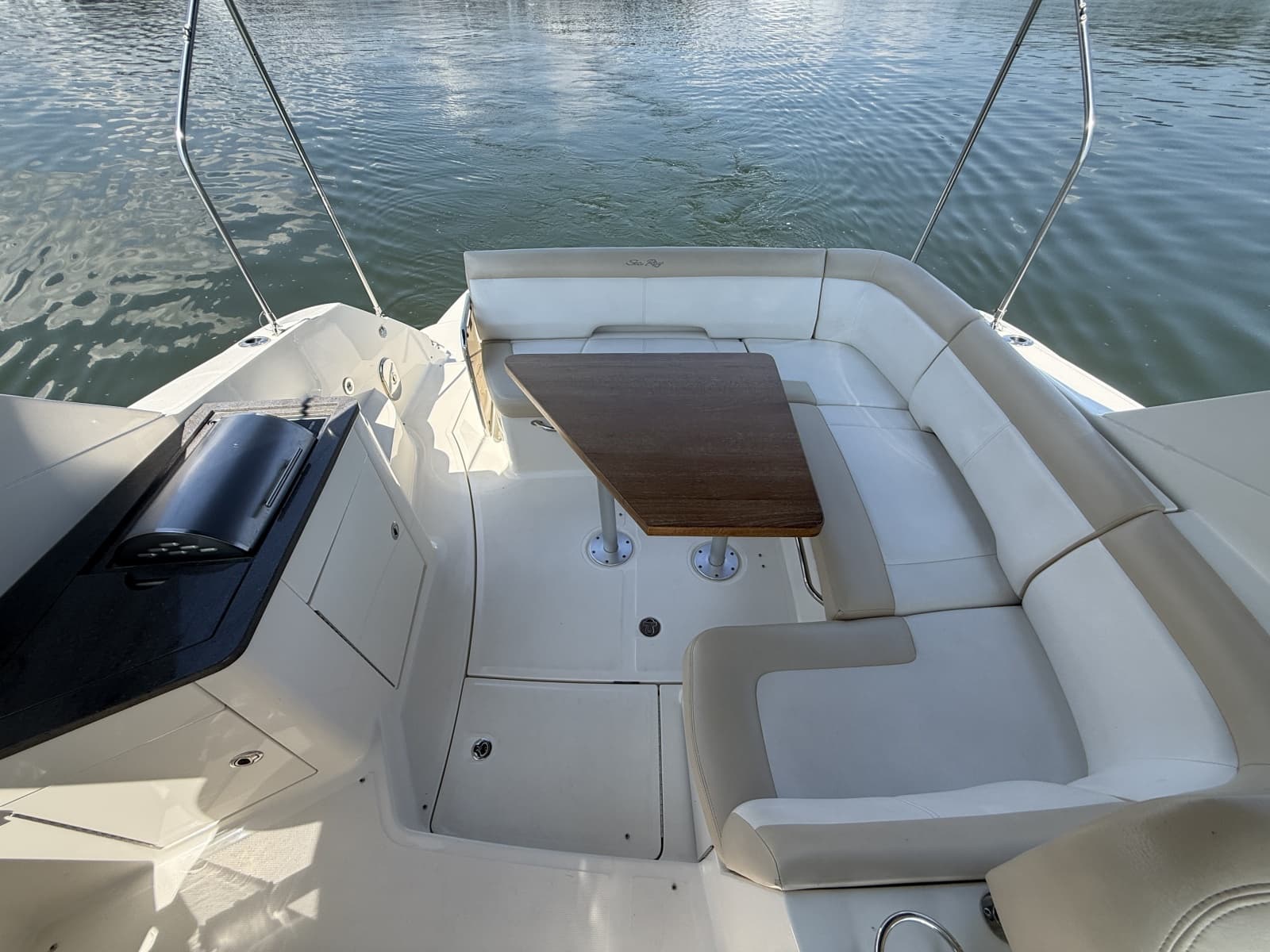 2013 Sea Ray Sundancer 350 - Photo 16