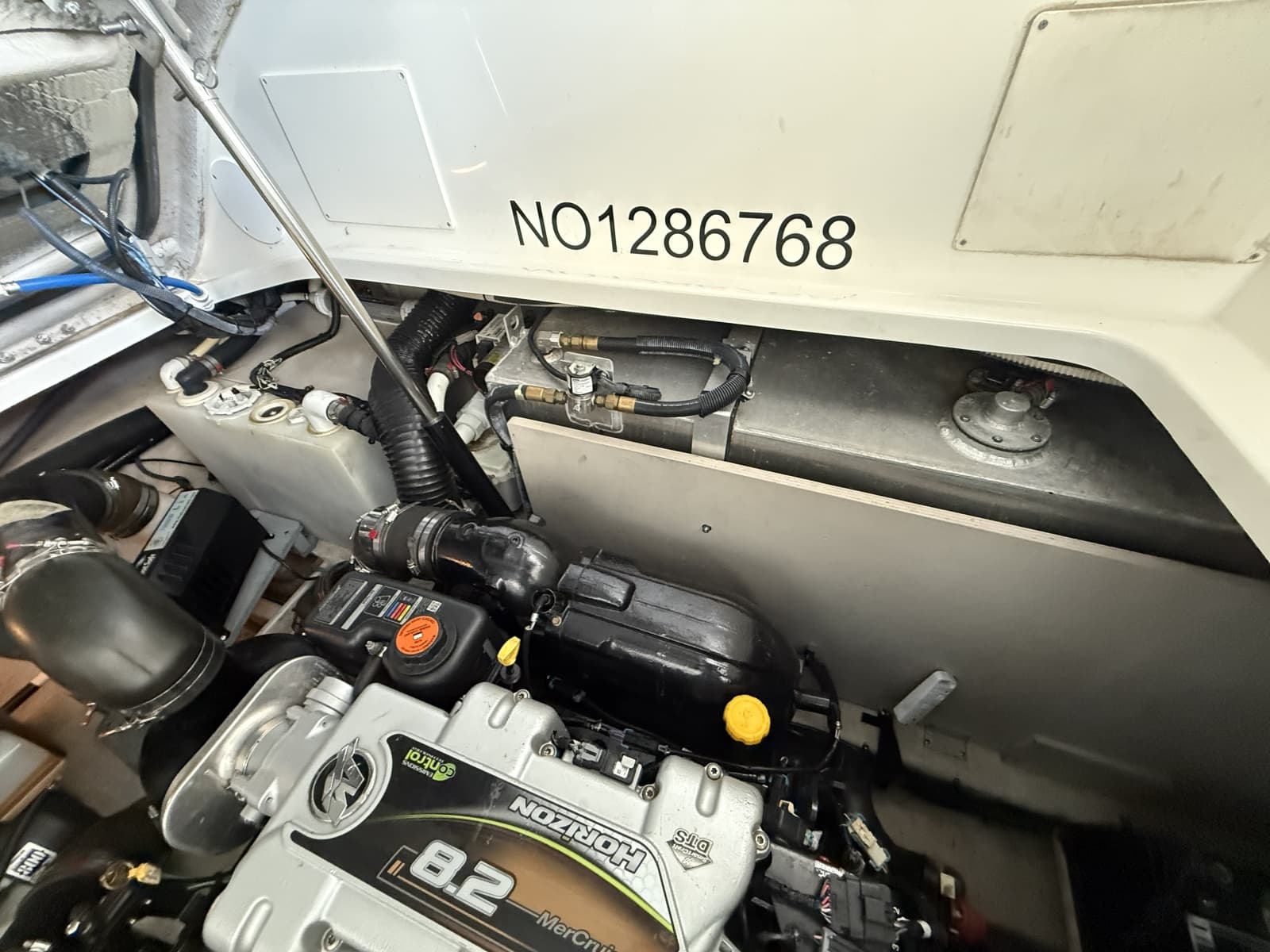 2013 Sea Ray Sundancer 350 - Photo 45