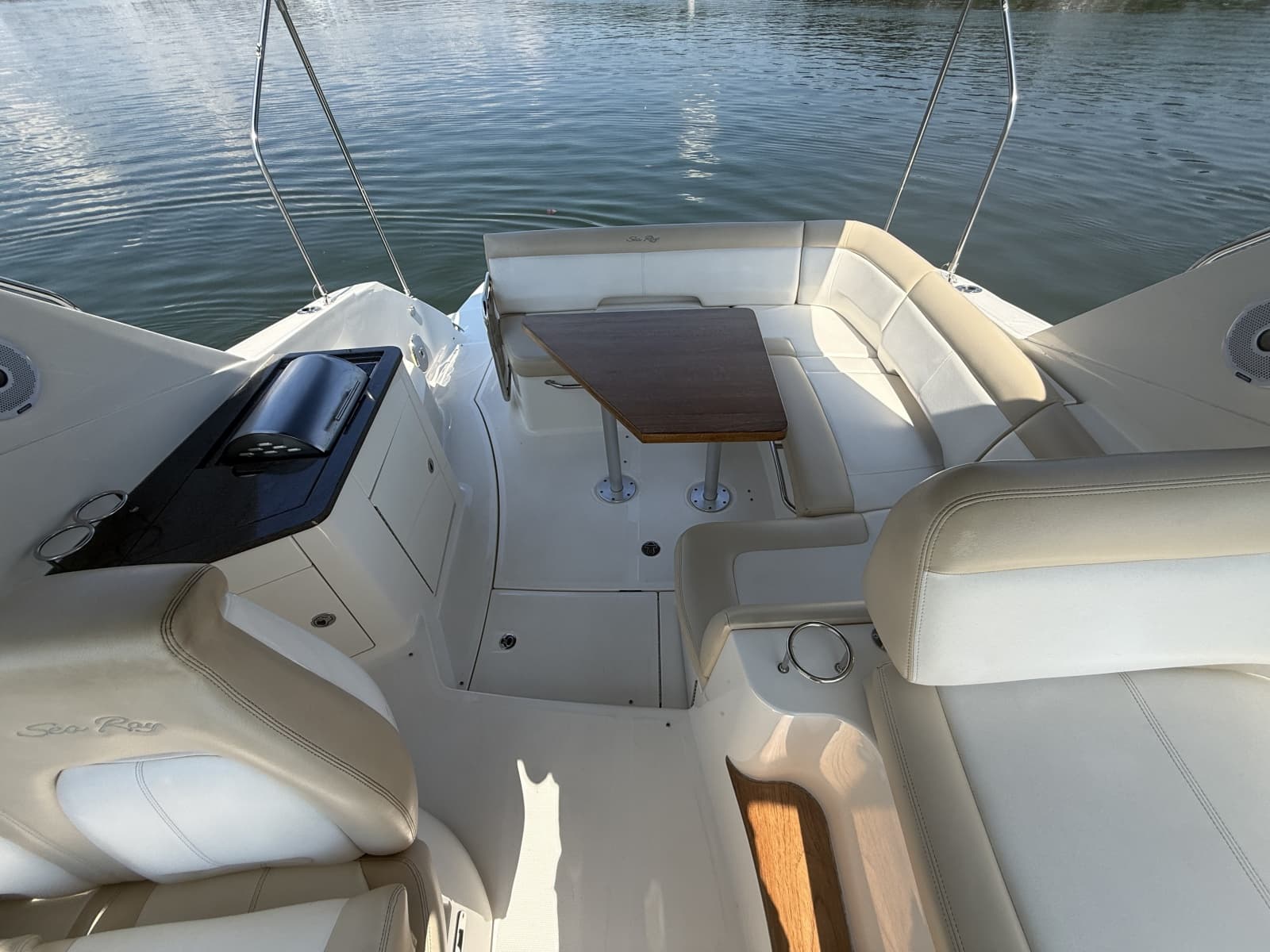 2013 Sea Ray Sundancer 350 - Photo 26