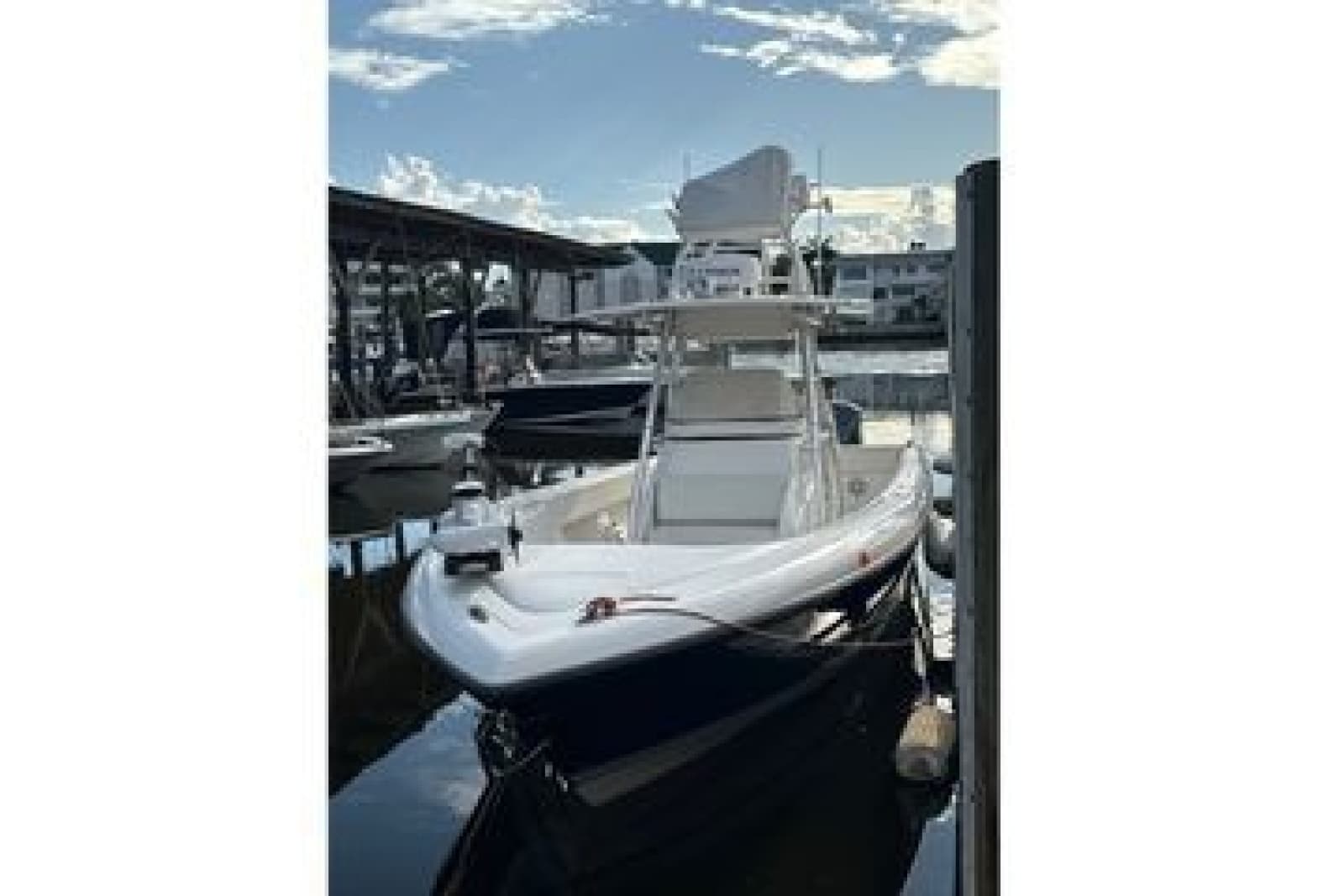 2014 Intrepid 327 - Photo 4