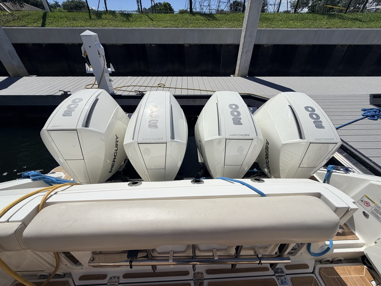 2020 Boston Whaler  - Photo 11