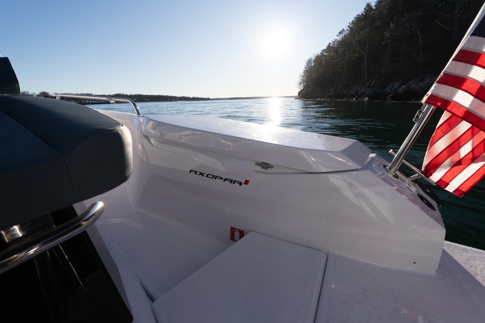 2026 Axopar Cross Cabin - Photo 23