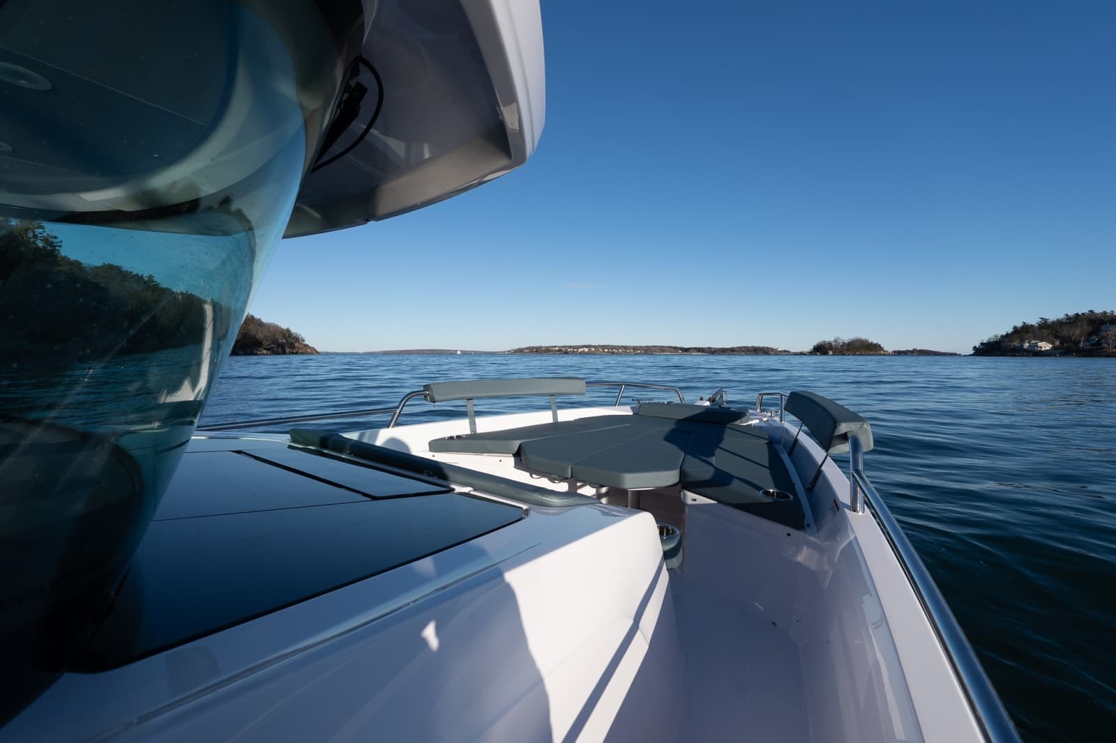 2026 Axopar Cross Cabin - Photo 13
