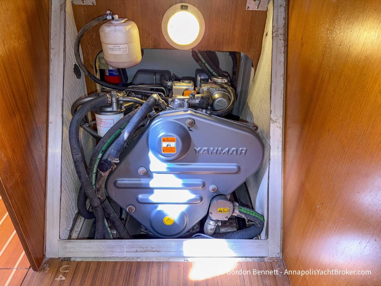 2005 Hunter 38 - Photo 70