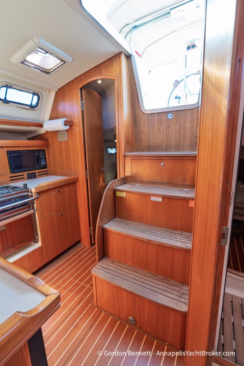 2005 Hunter 38 - Photo 43