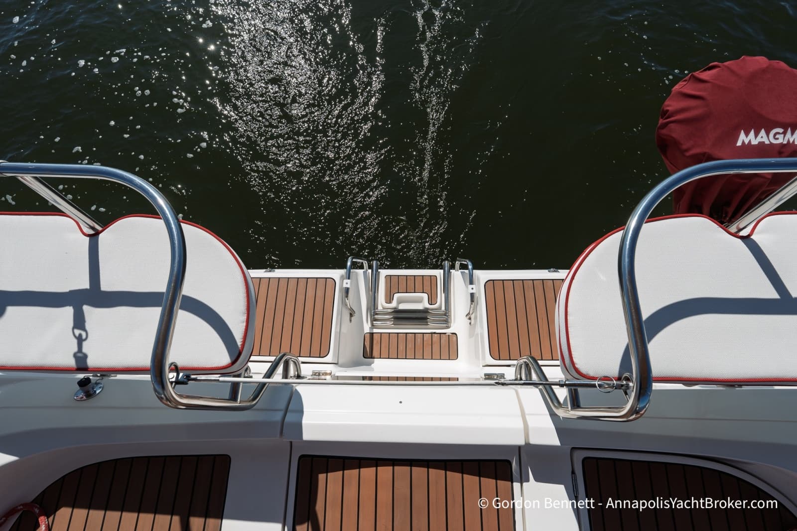2005 Hunter 38 - Photo 31