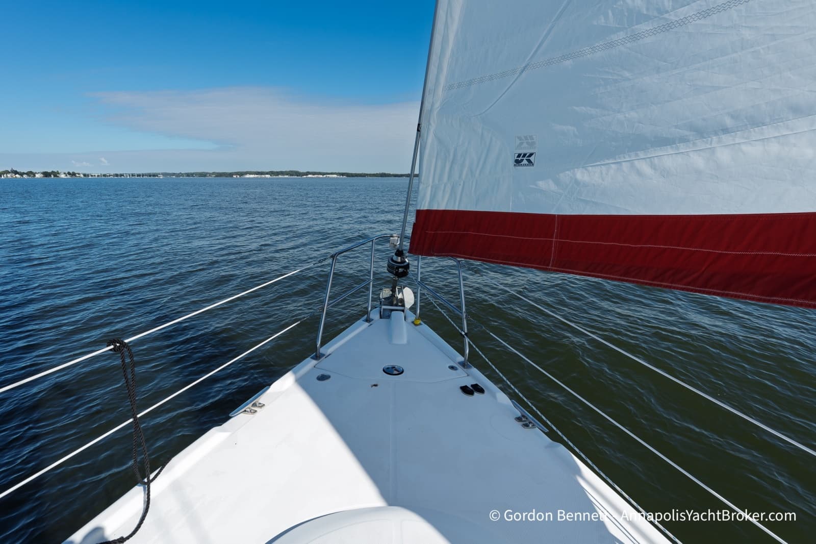 2005 Hunter 38 - Photo 15