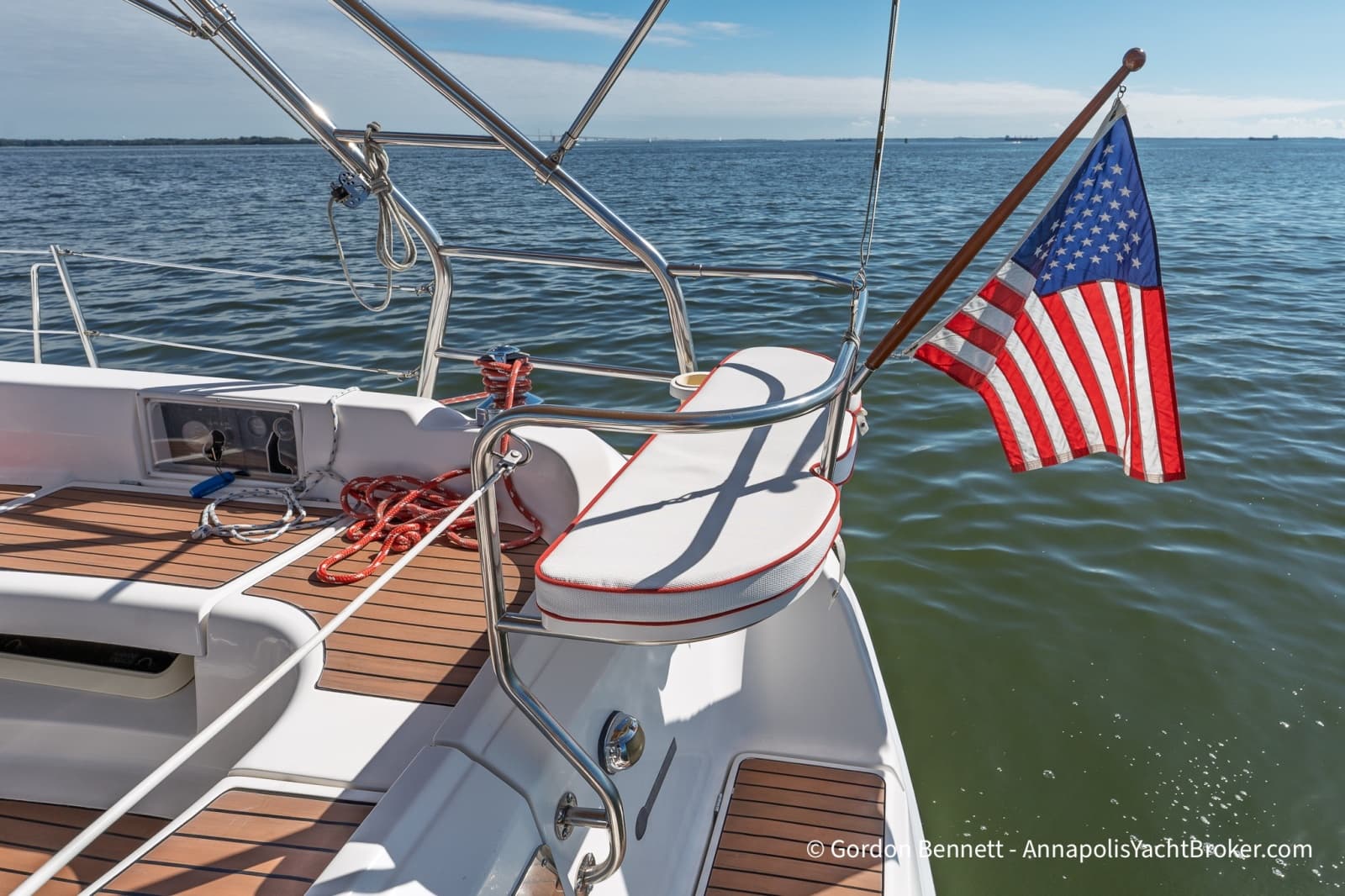 2005 Hunter 38 - Photo 33