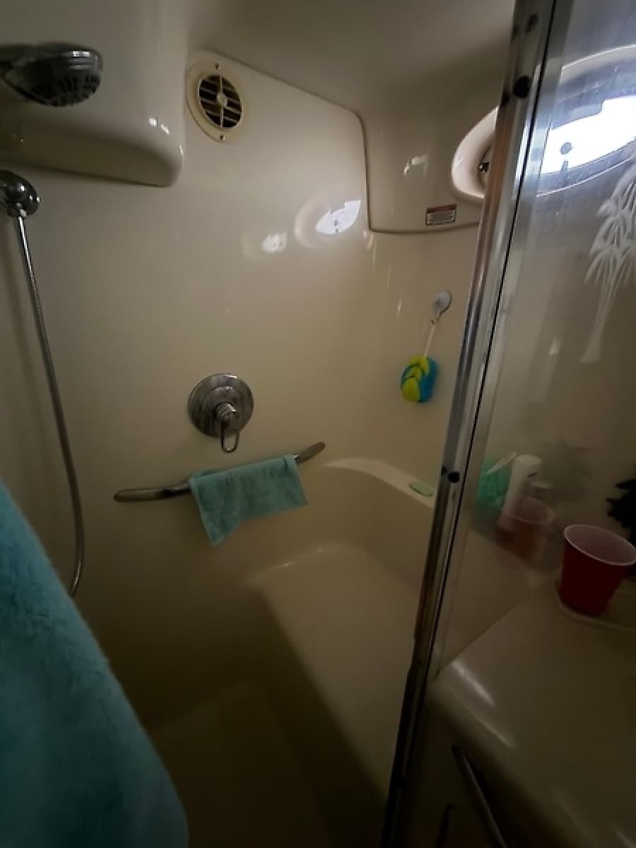 2000 Sea Ray 380 Aft Cabin - Photo 13