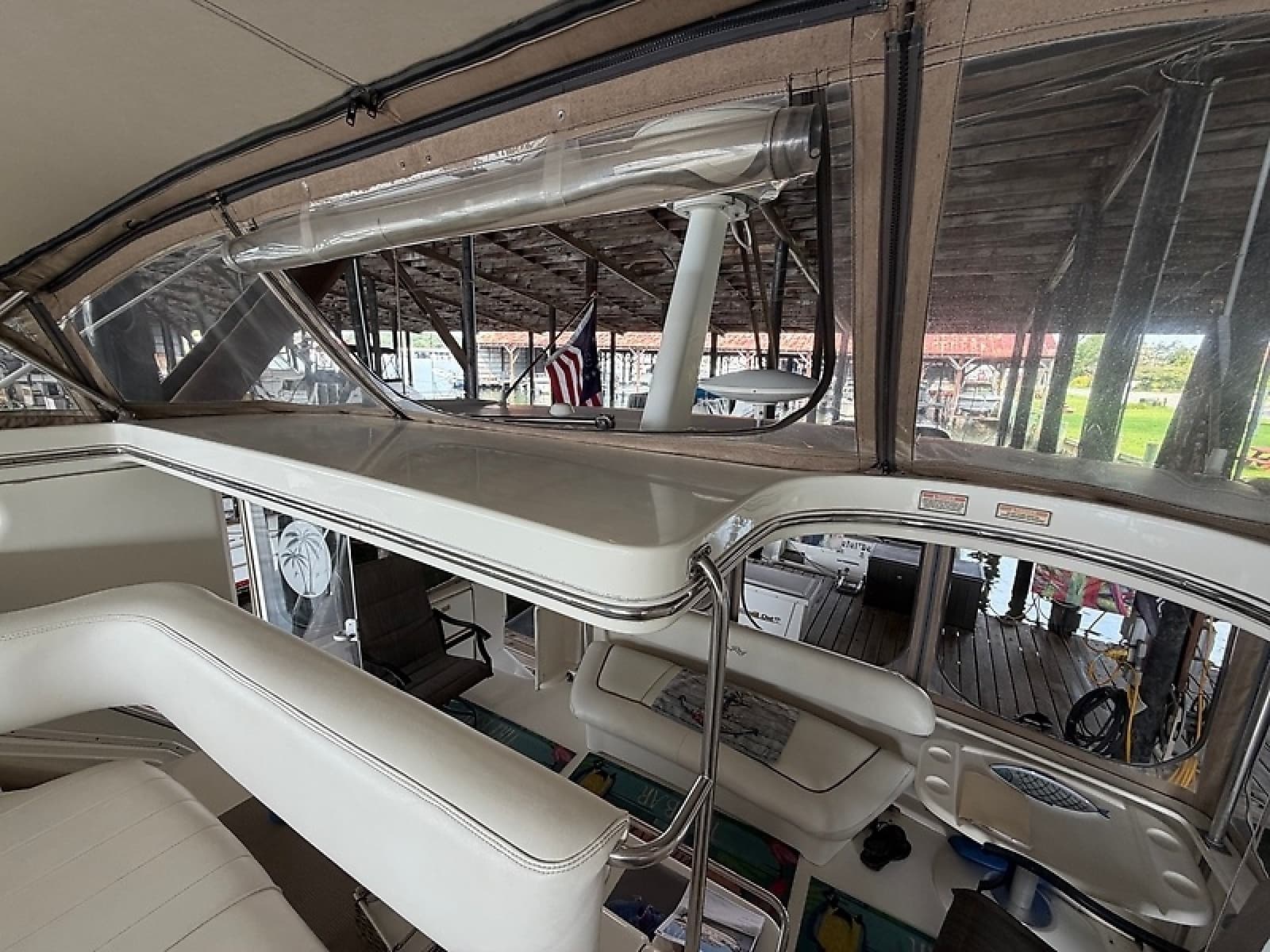 2000 Sea Ray 380 Aft Cabin - Photo 27