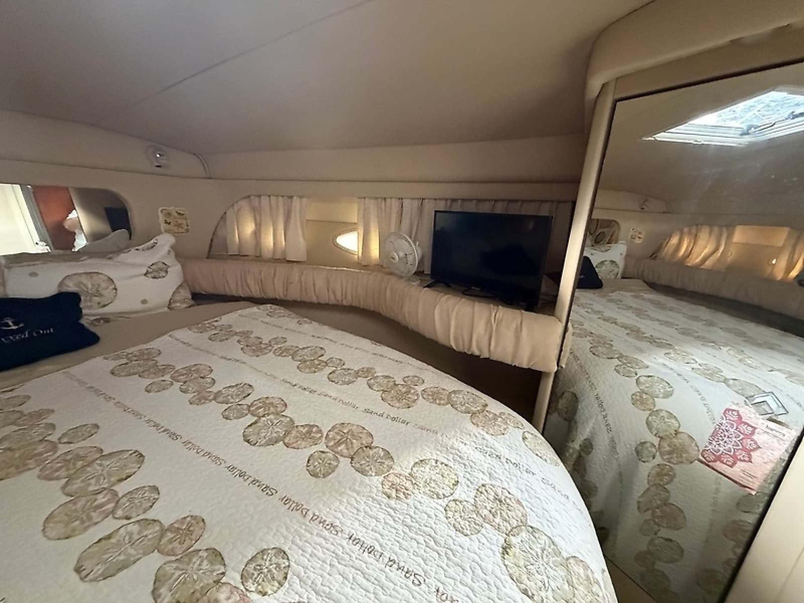 2000 Sea Ray 380 Aft Cabin - Photo 4