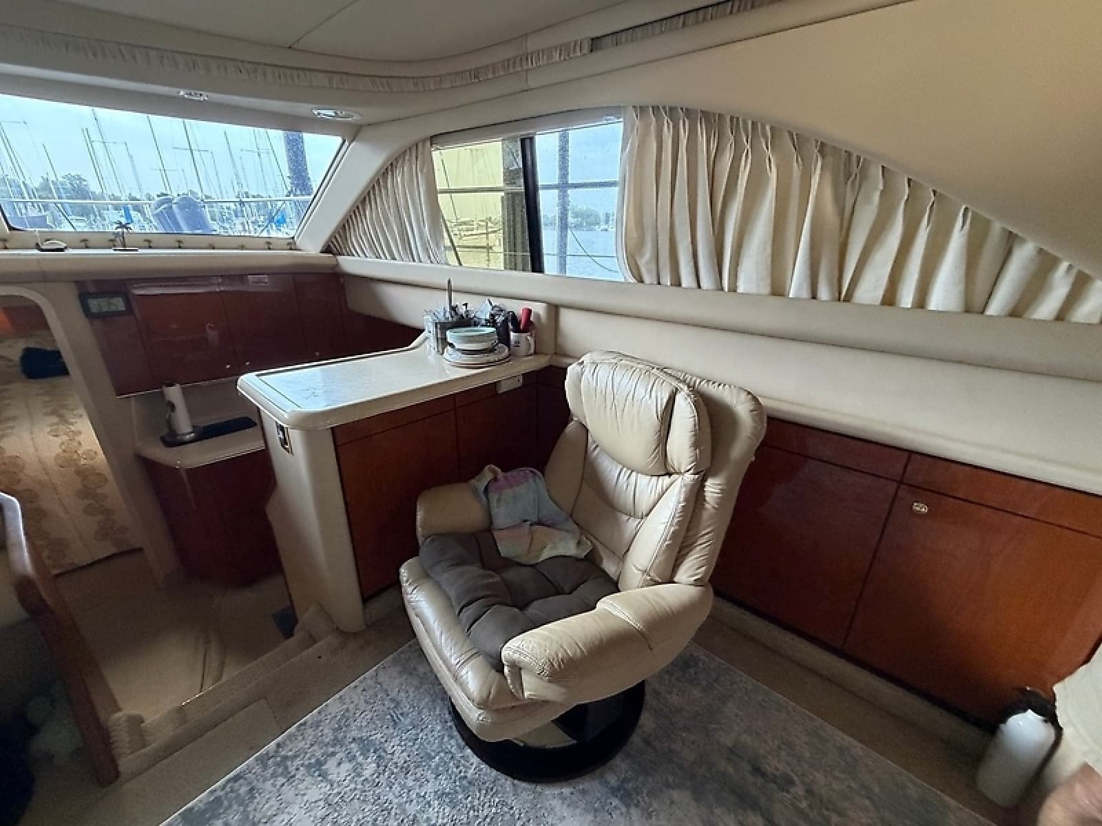 2000 Sea Ray 380 Aft Cabin - Photo 9