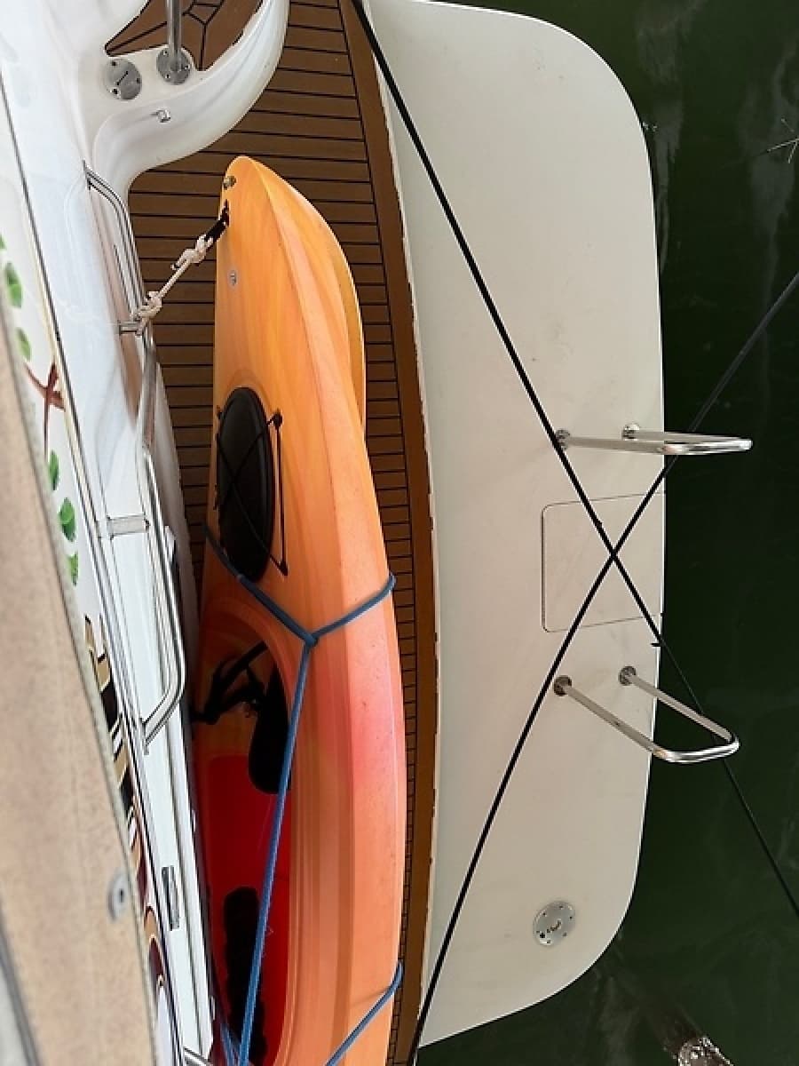 2000 Sea Ray 380 Aft Cabin - Photo 28