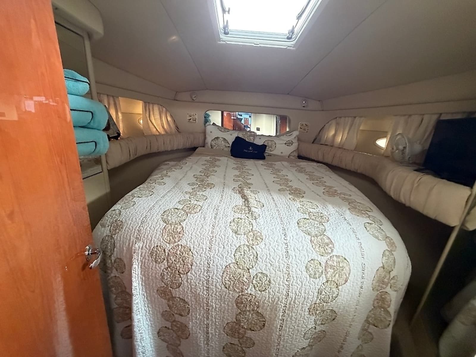 2000 Sea Ray 380 Aft Cabin - Photo 2