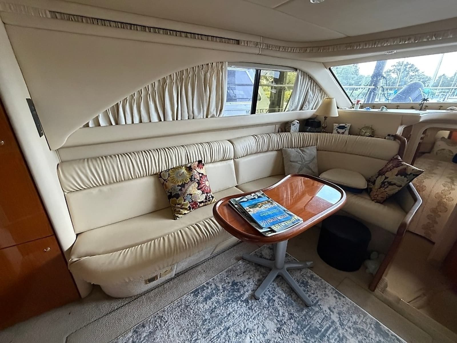 2000 Sea Ray 380 Aft Cabin - Photo 8