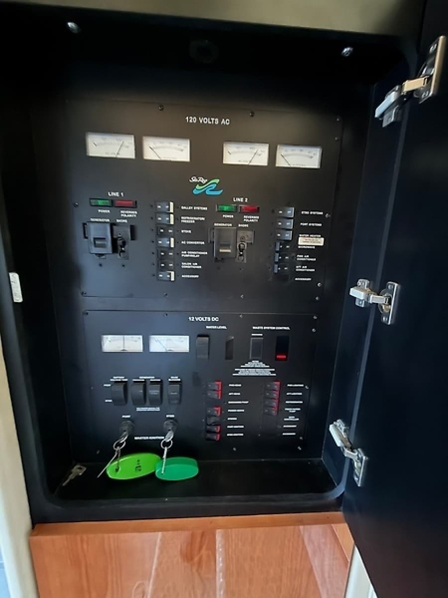 2000 Sea Ray 380 Aft Cabin - Photo 29