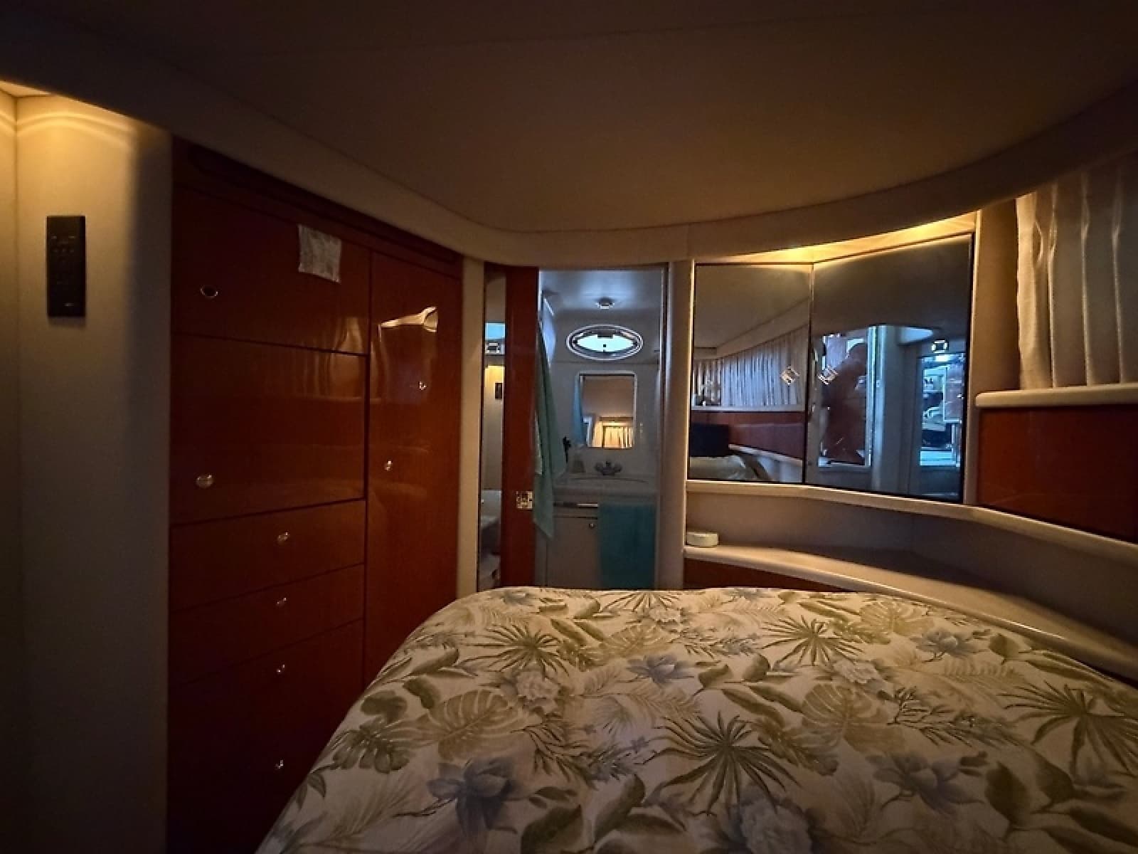 2000 Sea Ray 380 Aft Cabin - Photo 12