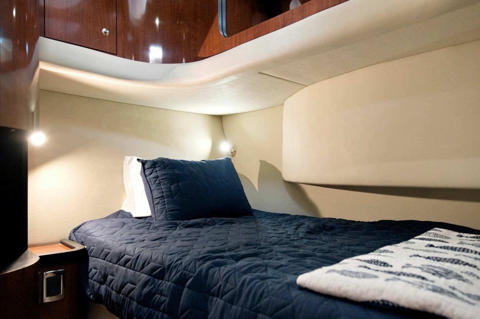 2003 Sea Ray 450 Express Bridge - Photo 71
