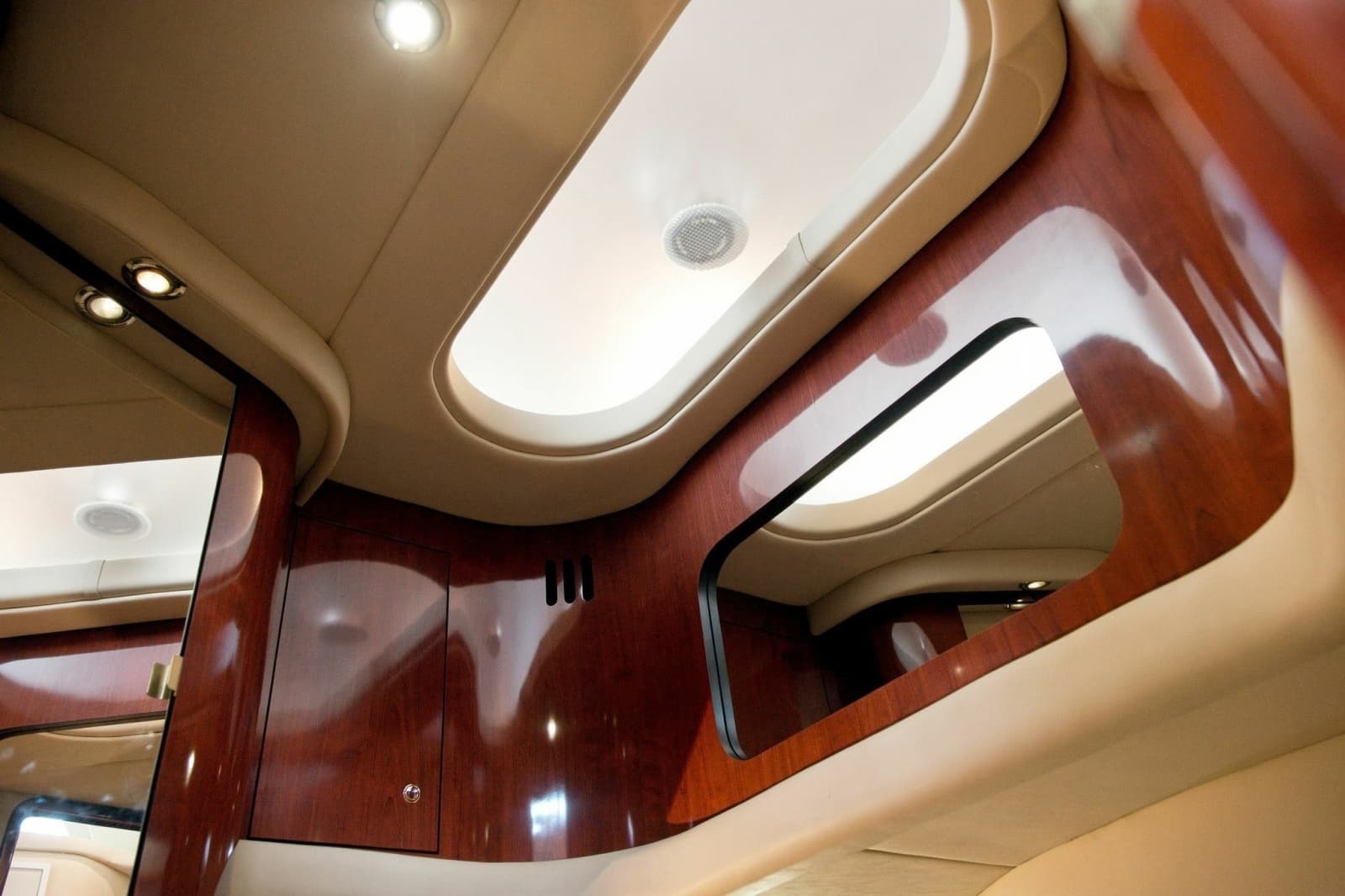2003 Sea Ray 450 Express Bridge - Photo 72