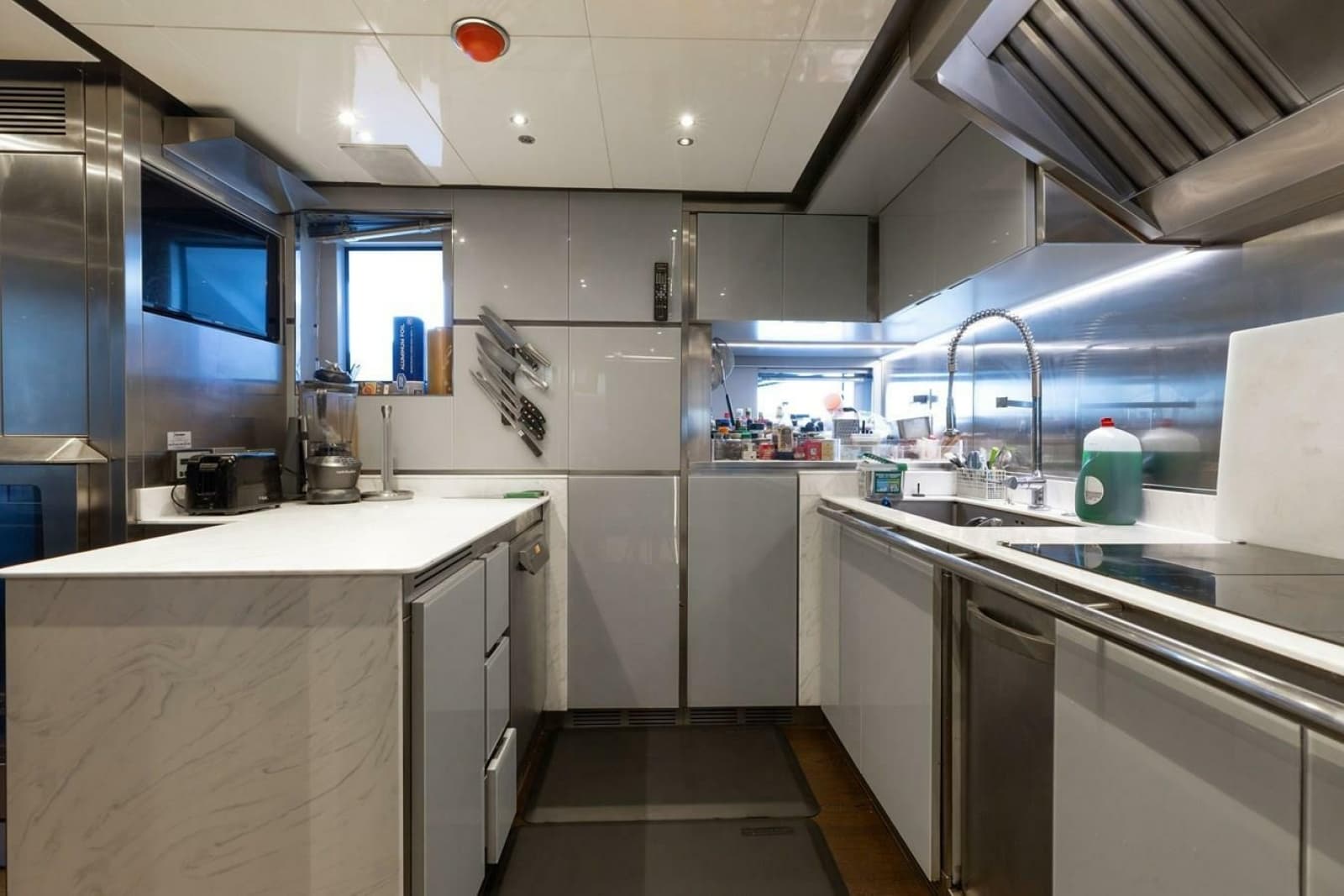 2016 Benetti 45M Full Displacement Motor Yacht - Photo 35
