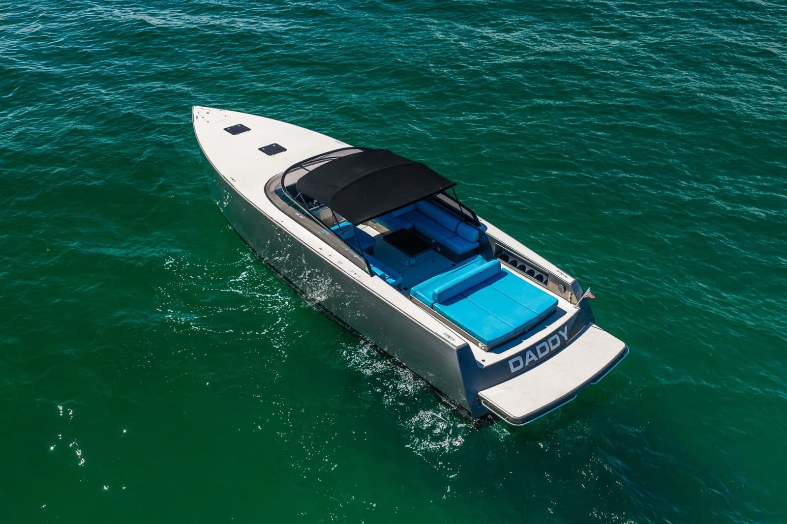 2015 VanDutch 55 - Photo 40