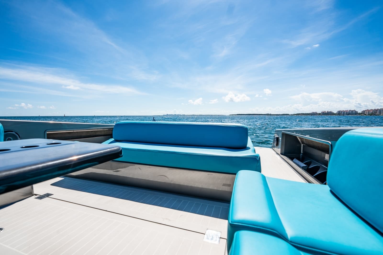2015 VanDutch 55 - Photo 3