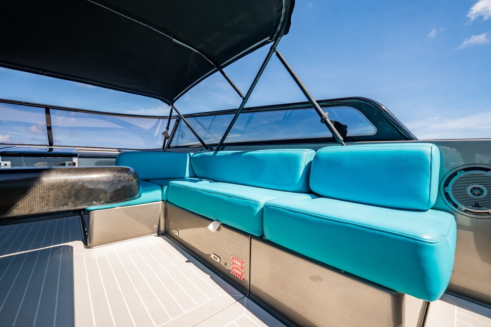 2015 VanDutch 55 - Photo 2