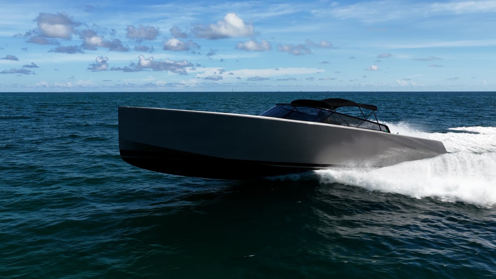 2015 VanDutch 55 - Photo 42