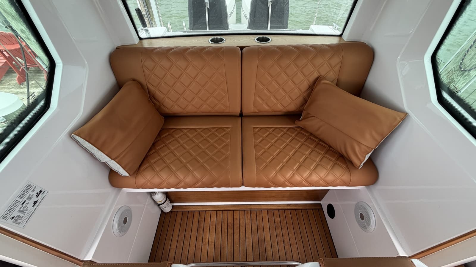 2023 Axopar 28 Cabin w/Wet Bar - Photo 16