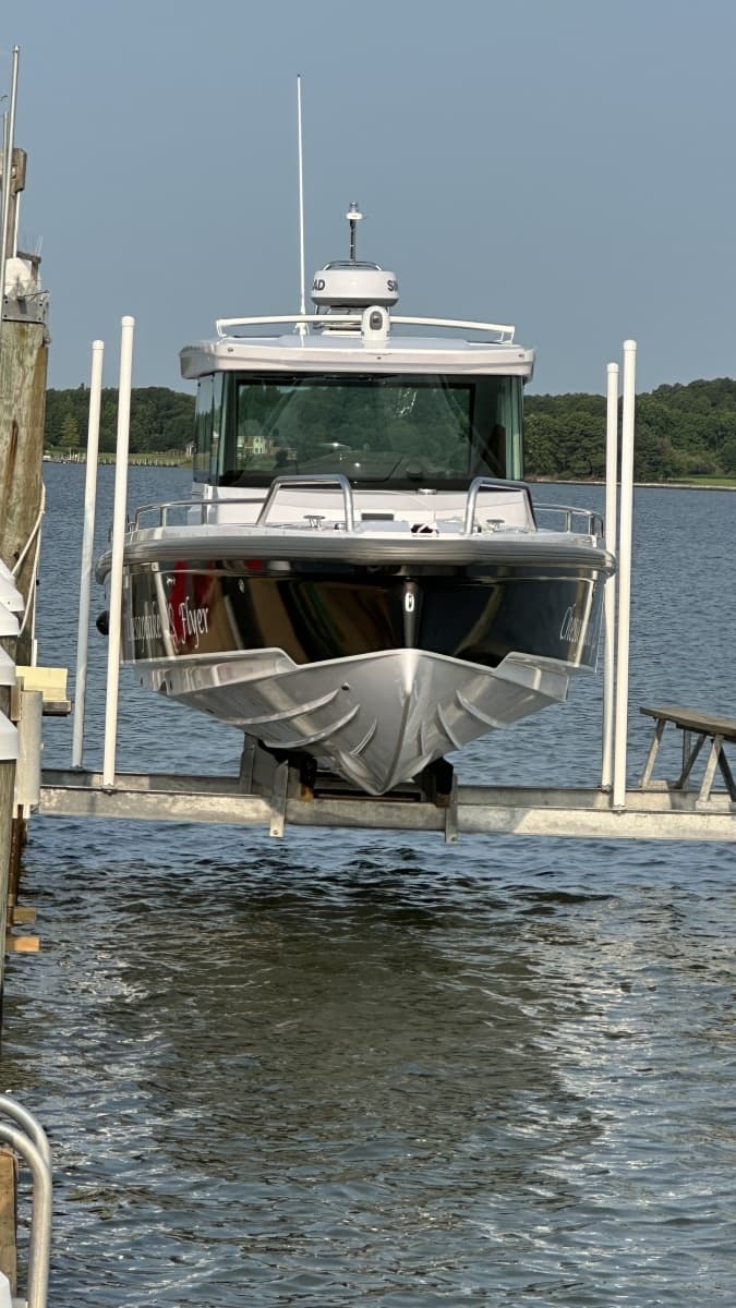 2023 Axopar 28 Cabin w/Wet Bar - Photo 4