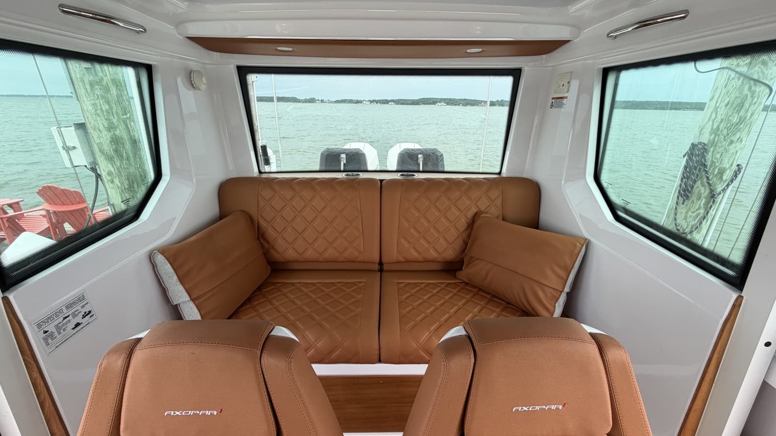 2023 Axopar 28 Cabin w/Wet Bar - Photo 15